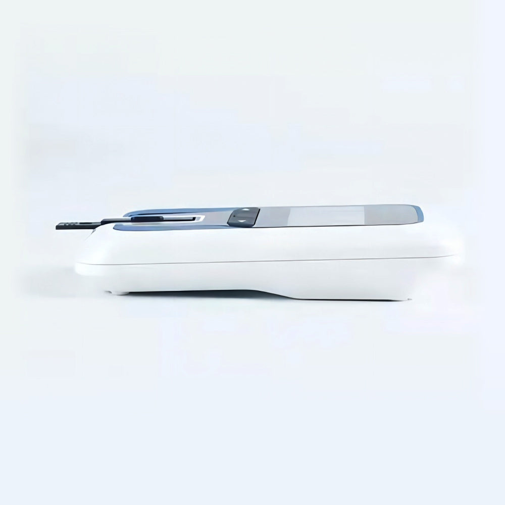 Handheld Dry Chemistry Analyzer