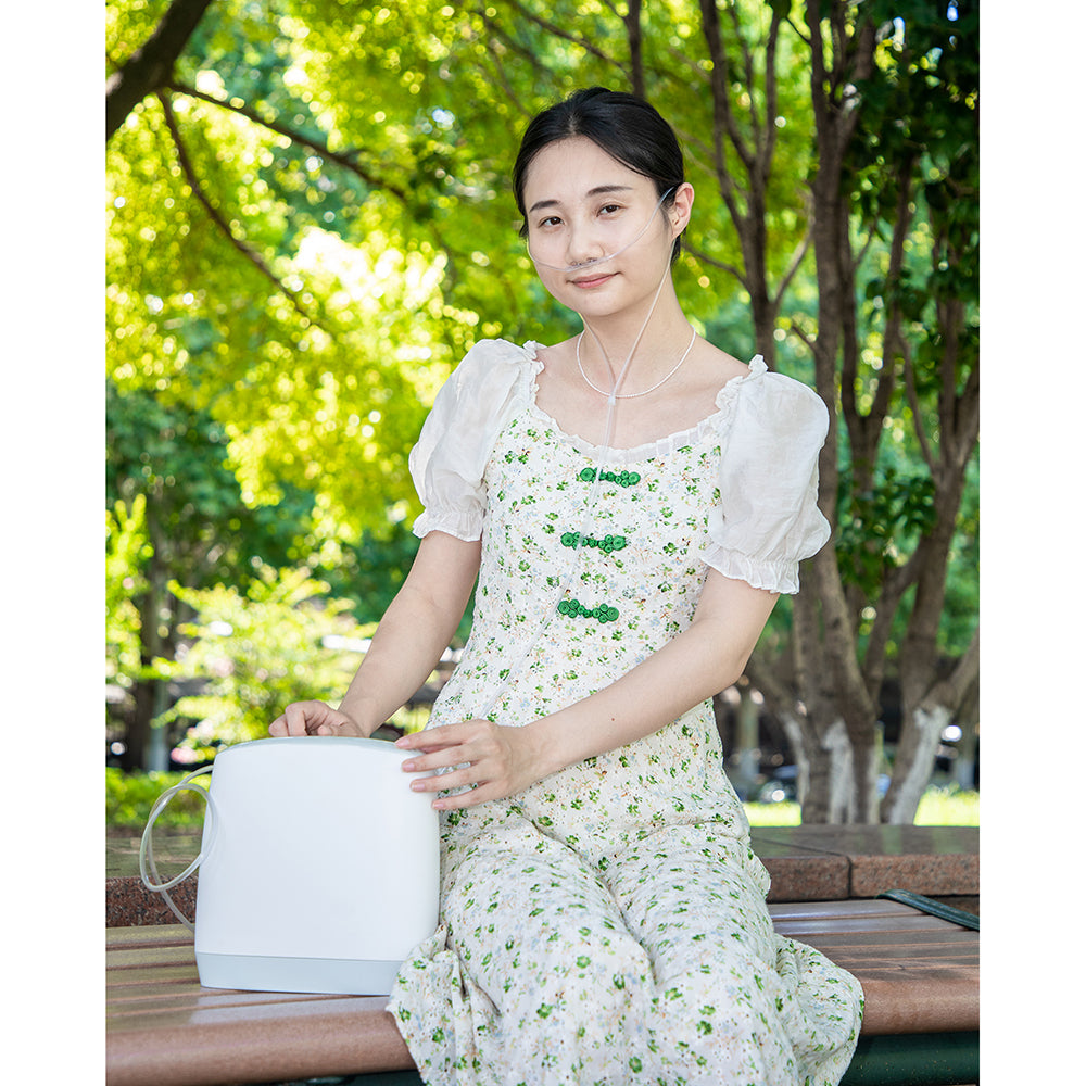 Yuwell Plateau Tourism Oxygen Machine Portable Oxygen Inhalation Vehicle Mounted Oxygen Concentrator